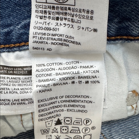 Levi's Women's 501 Jean Shorts 28 (sold as shorts by store, not jeans cut off) - Picture 6 of 7